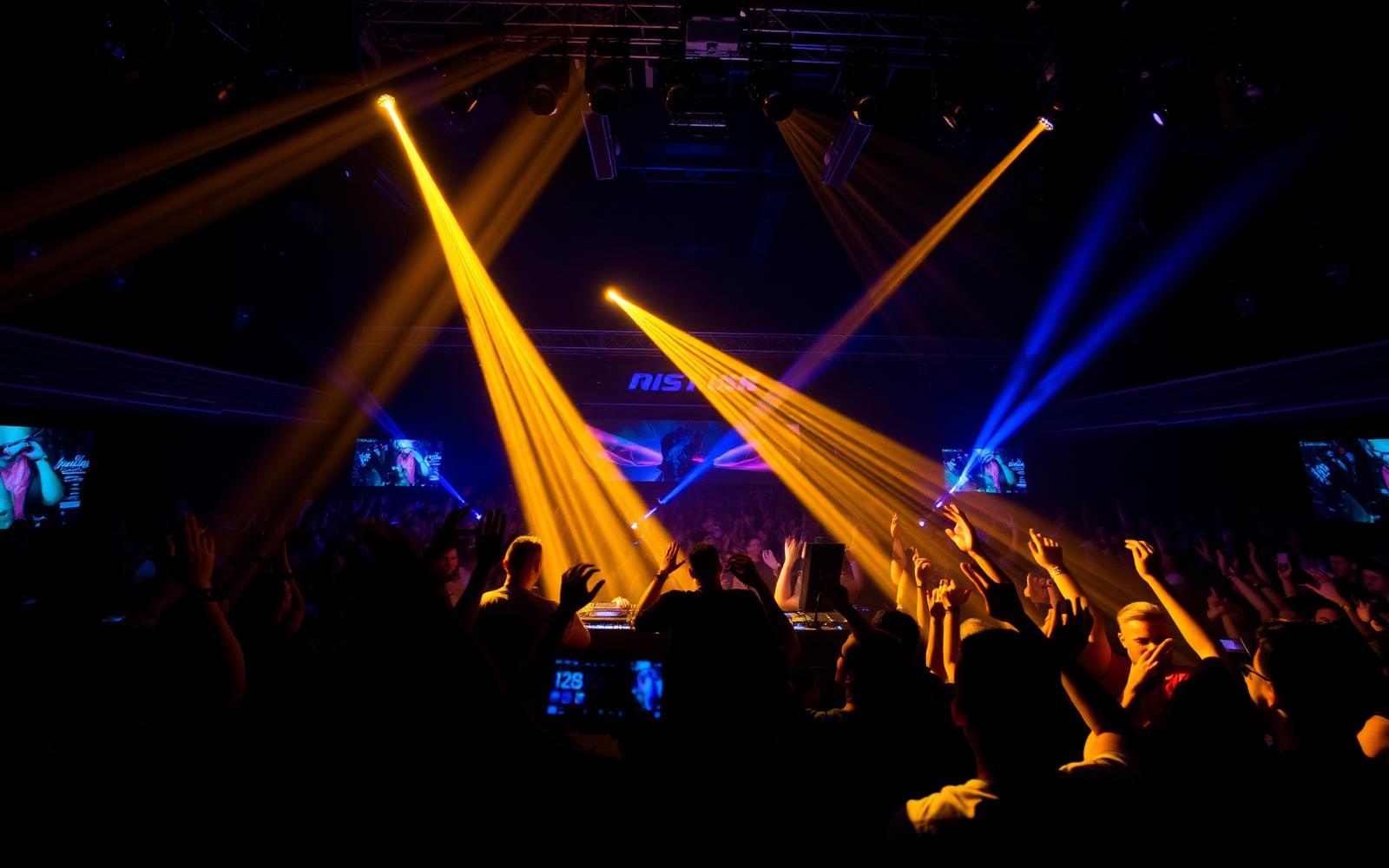 Guests celebrating at a luxury Miami evening event